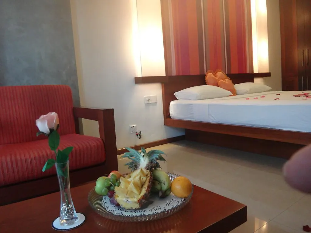 Hotel Topaz Kandy