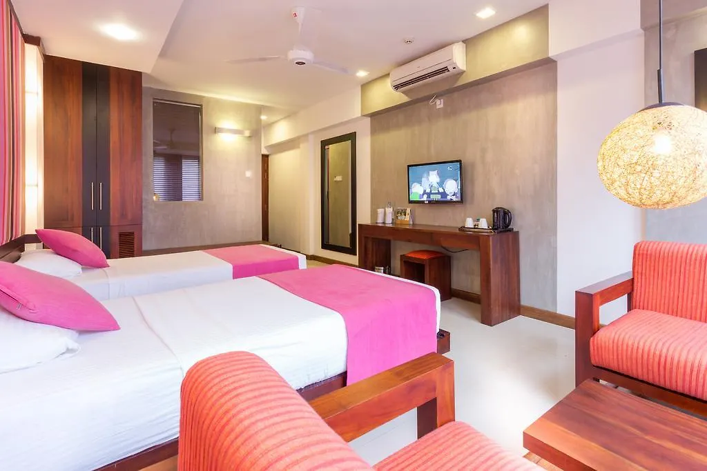 Hotel Topaz Kandy Sri Lanka